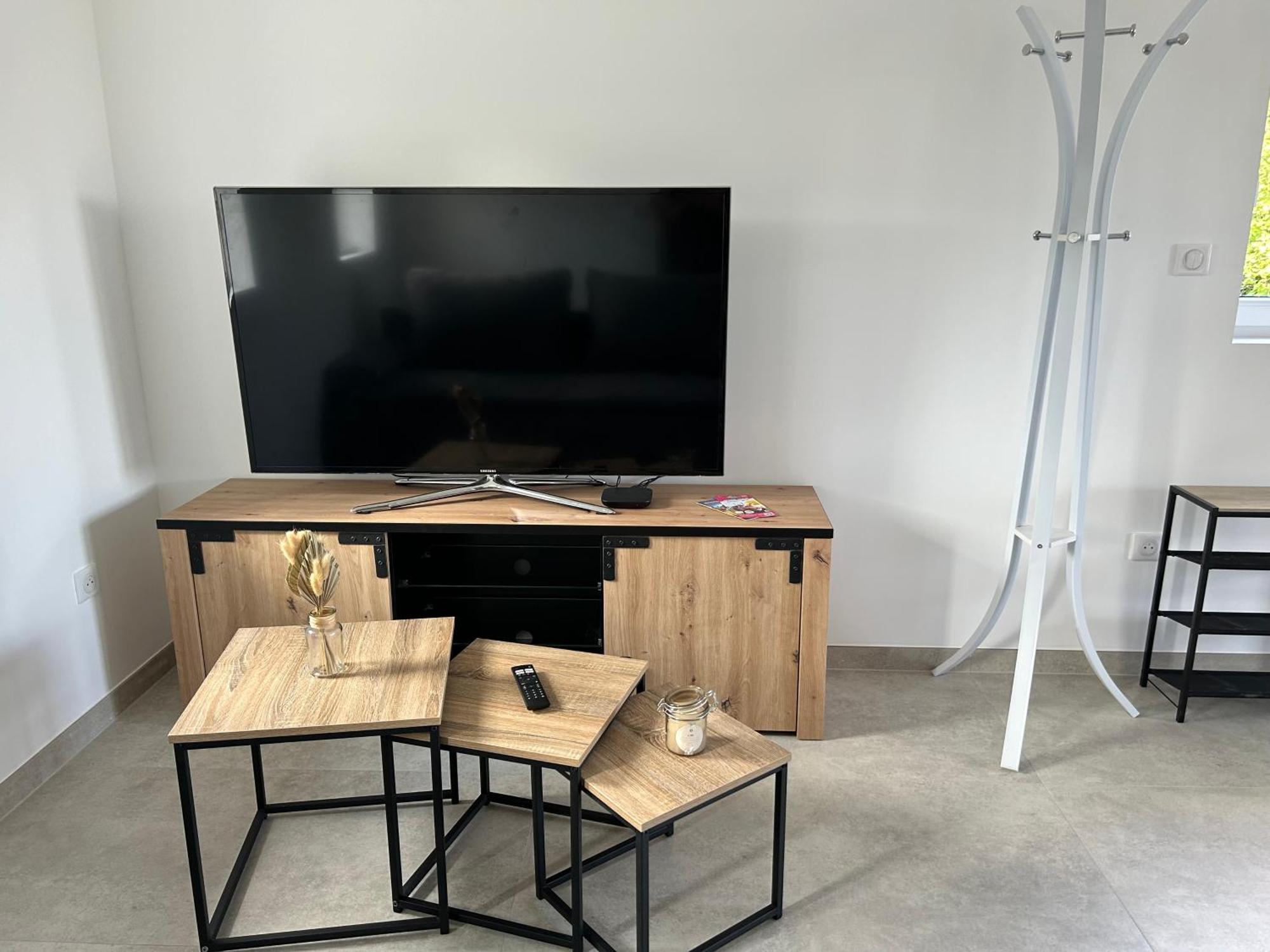 Gite Neuf En Duplex Tout Confort รีโบวิลเล ภายนอก รูปภาพ